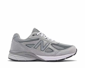 990