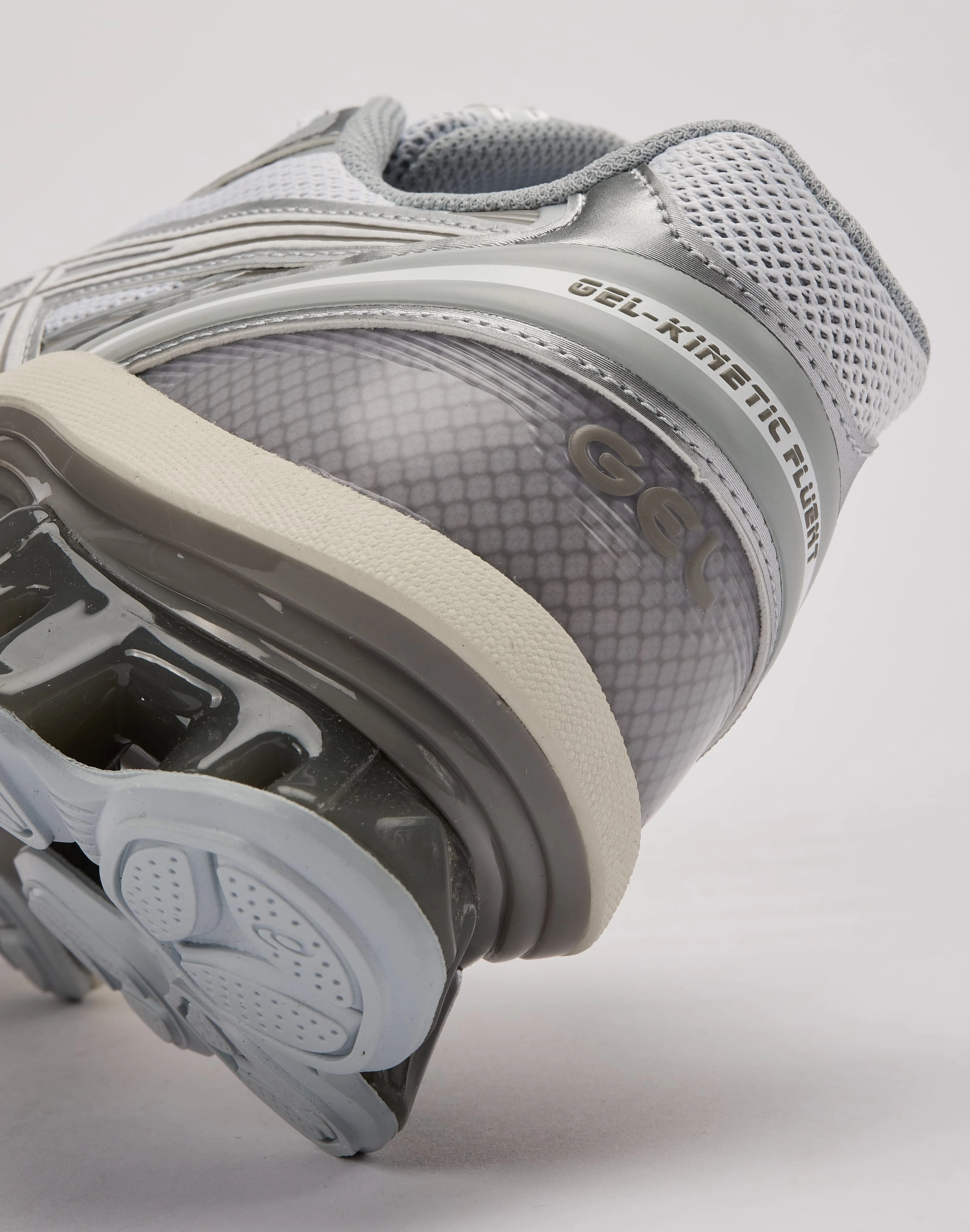 Asics GEL-KINETIC FLUENT