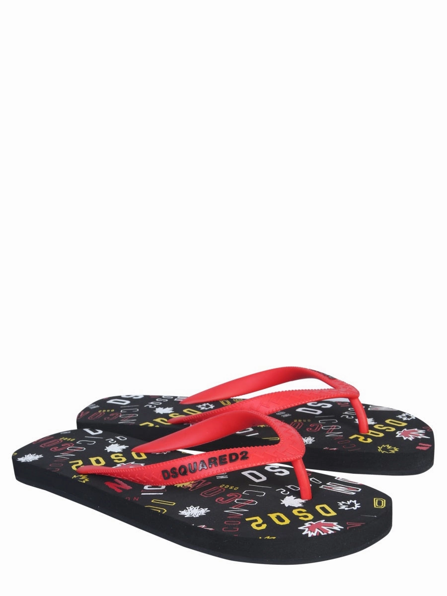 Dsquared2 Graphic Printed Flip-Flops