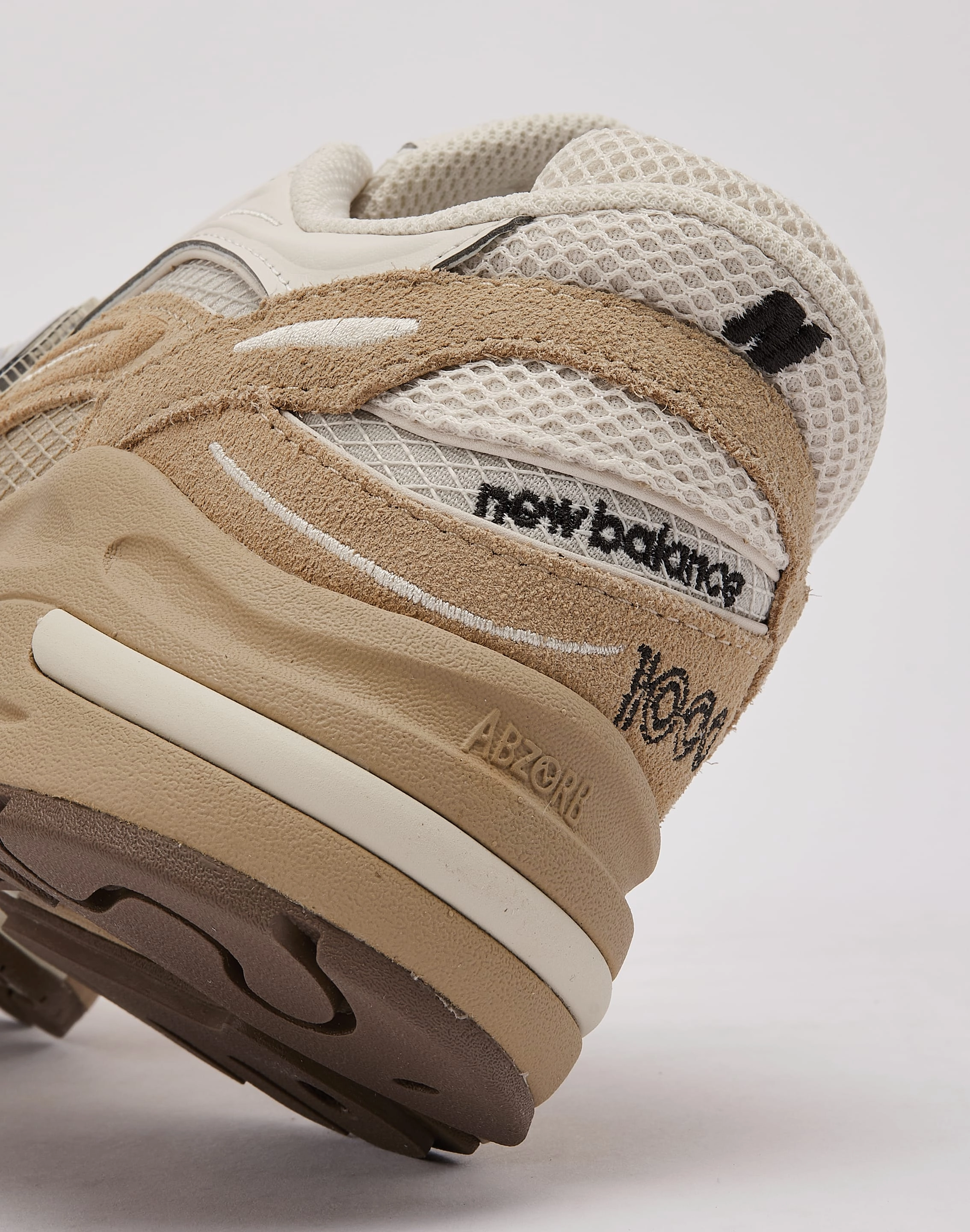 New Balance 1000