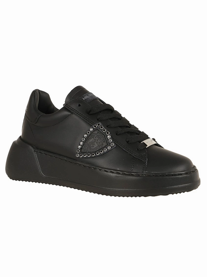 Tres Temple Low Sneaker
