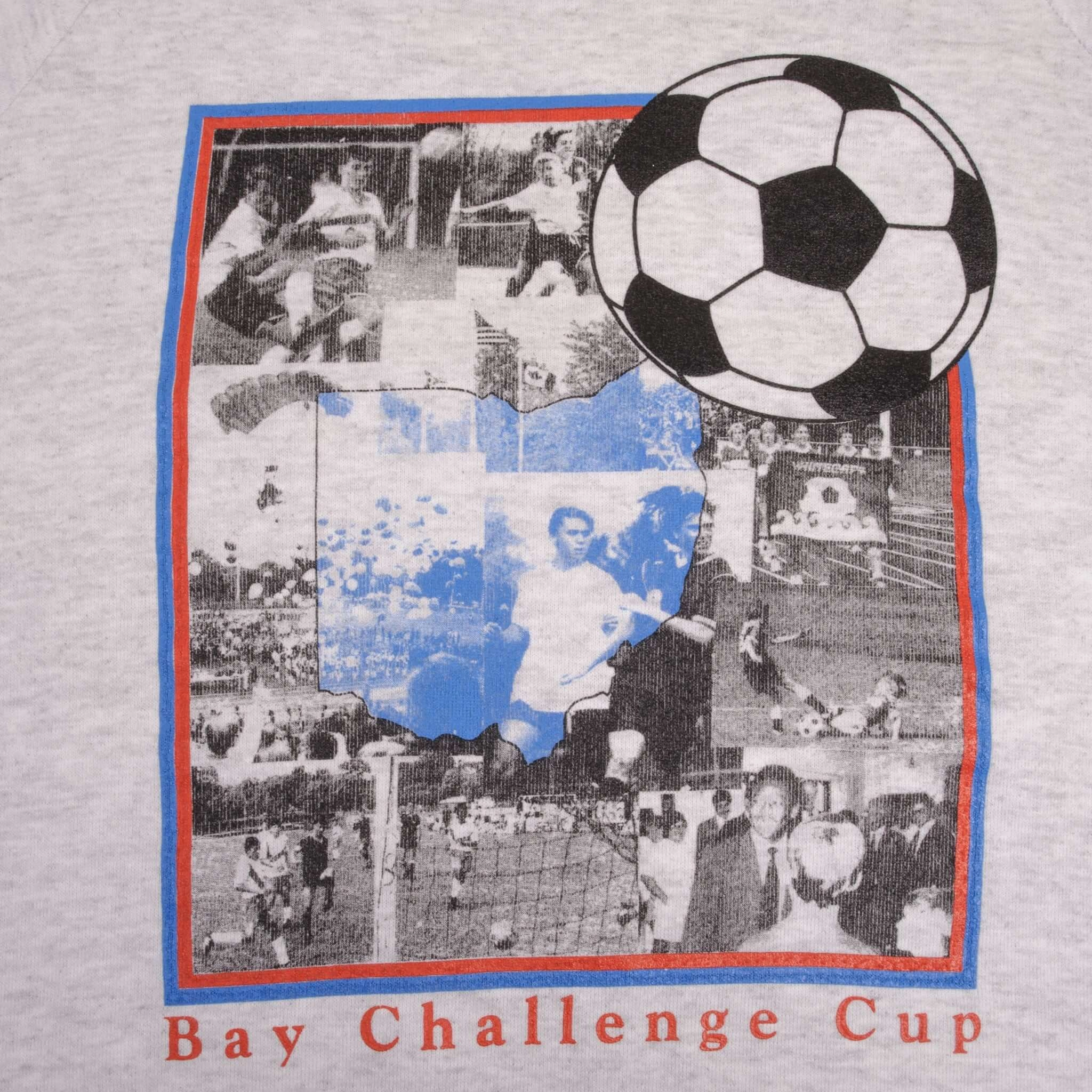 VINTAGE SOCCER BAY CHALLENGE CUP EARLY 1990S SWEATSHIRT SIZE LARGE MADE IN USA