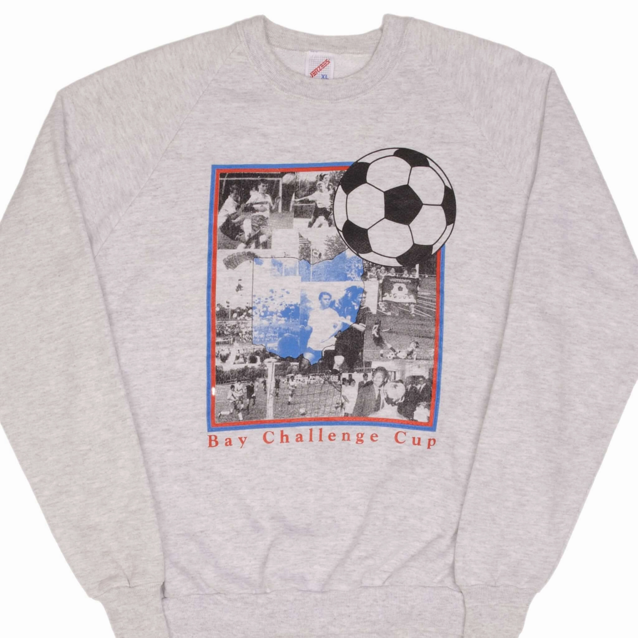 VINTAGE SOCCER BAY CHALLENGE CUP EARLY 1990S SWEATSHIRT SIZE LARGE MADE IN USA