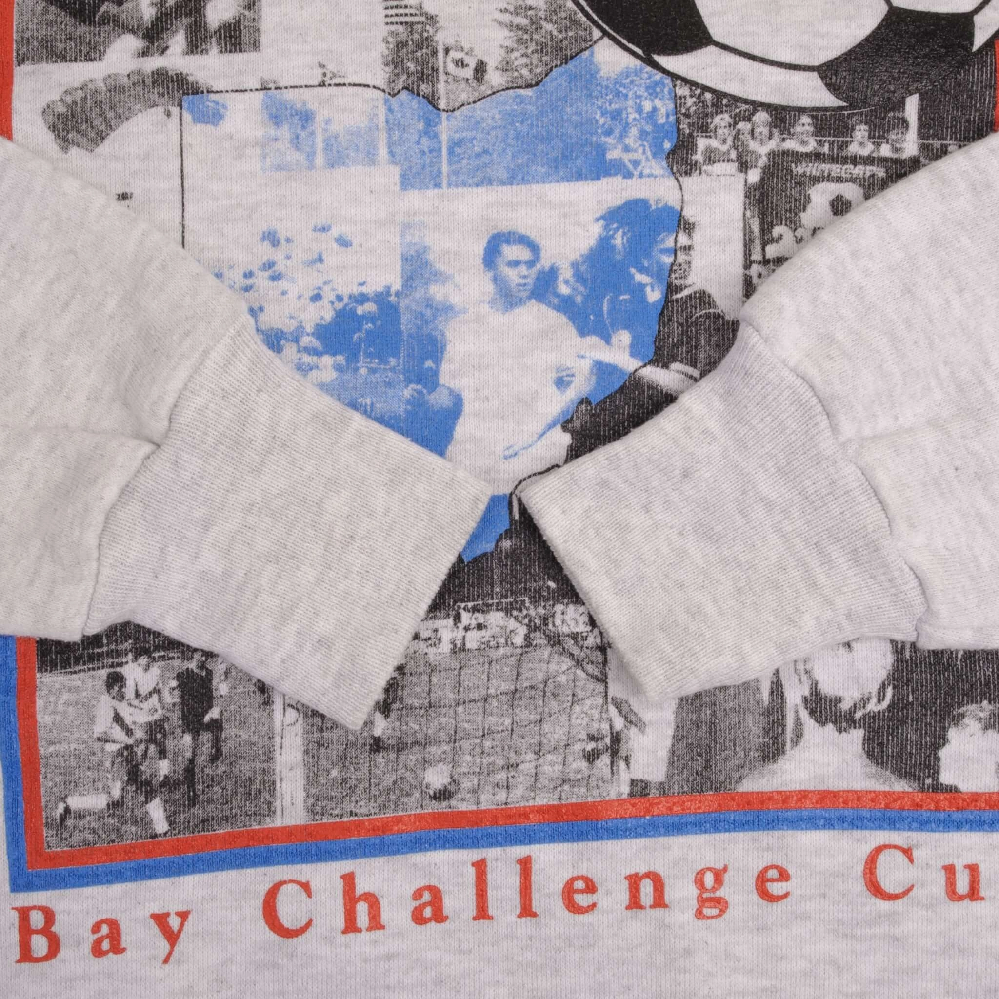 VINTAGE SOCCER BAY CHALLENGE CUP EARLY 1990S SWEATSHIRT SIZE LARGE MADE IN USA